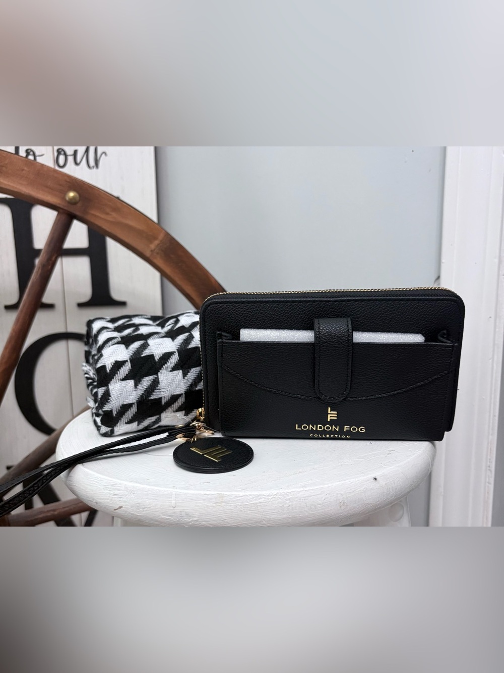 London Fog Black Pebbled Leather Wristlet Clutch with Gold Logo & scarf & mirror